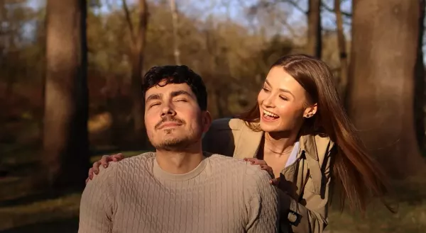 Szymon Jankowski z nowością! ”Chodź ze mną” to letnia petarda, która już podbija scenę disco polo