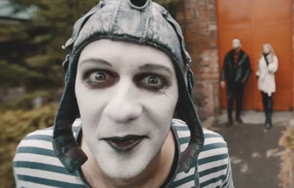 Tak brzmiało disco polo lat 90. Joker właśnie przeniósł fanów w czasie! Gorąca premiera „Napad na Serce"
