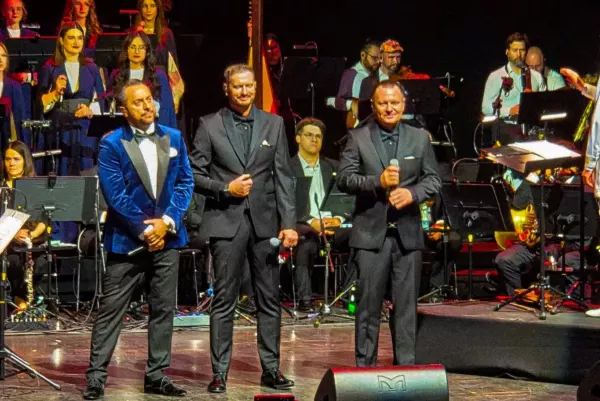 Tę pieśń Classic i Marcin Miller nagrali w 2018 roku. Na żywo zaplanowali ją dopiero przy Watykanie