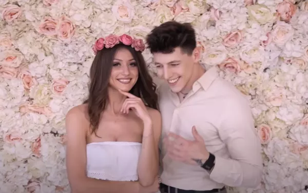 Uwielbiany wokalista disco polo stworzył hit dla wszystkich zakochanych?! Komentarze są jednoznaczne! 