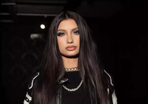 Viki Gabor śpiewa hit disco polo na scenie! Zaśpiewała „Czułe Słowa (My Oh My)