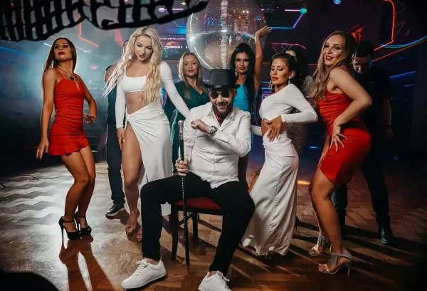 Von Prais - Zapada noc: Muzyczna bomba gotowa do eksplozji!