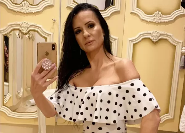 Wielki powrót uwielbianej gwiazdy disco polo po poważnym złamaniu nogi! Joanna Kaczanowska Etna ponownie stanęła na scenie! 