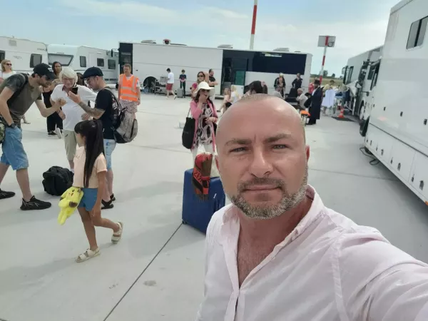 Wokalista disco polo rozstał się z żoną po 18 latach! Jego kariera nabrała doskonałego tempa?