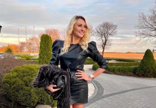 To nowa królowa disco polo?! Tak gwiazda wybrała się na plażę! Zobaczcie co założyła Adrianna Opałka! [FOTO]