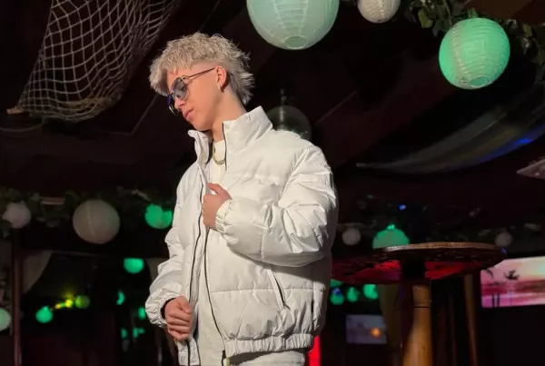 Woners promuje płytę „Melo Pop” w zaskakujący sposób! Takiej kampanii nie widziano jeszcze