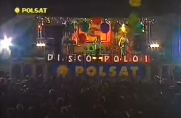 Tak było na festiwalu w Ostródzie w 1996 roku! Zobaczcie koncert z hitami „Tylko Ty & Filmowa Miłość„ grupy Domino!