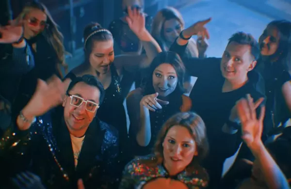 „Wychodzimy w Miasto„ - Przedpremierowy utwór od Enjoy i Marcina Millera z Boys | VIDEO