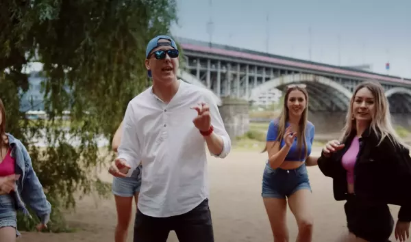 Zenon Martyniuk może czuć się zagrożony?! Formacja Wolter nagrała nowy hit o Oczach Zielonych! Musicie tego posłuchać! 