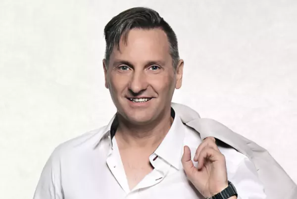 Wielki HIT disco polo kręcony w Nowym Jorku zyskał nowe życie! Tę piosenkę grupy Skaner znają miliony Polaków! 