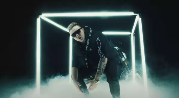 Znany zespół disco polo przypomniał wielki hit z lat 80-tych! Ten kawałek nuciła kiedyś cała Polska! 