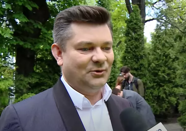 Żona Zenka Martyniuka wyjechała na miesiąc! Artysta zdradza, co robi, gdy zostaje sam w domu

