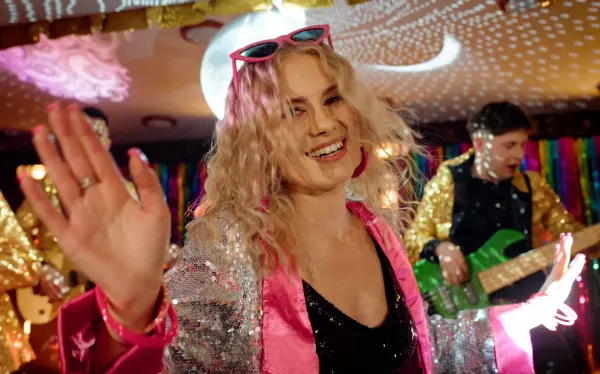 Zwycięzcy Disco Star zespół Max z Jankowej z nowością pt. "Zabawa trwa"! Zobacz przedpremiere jako pierwszy! 