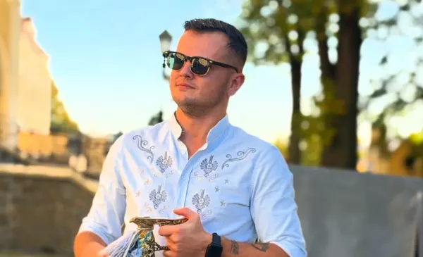 Zwycięzca Disco Star miał ją oszukać fankę na 15 tysięcy?! Fałszywe konto i kredyt na 20 tysięcy!
