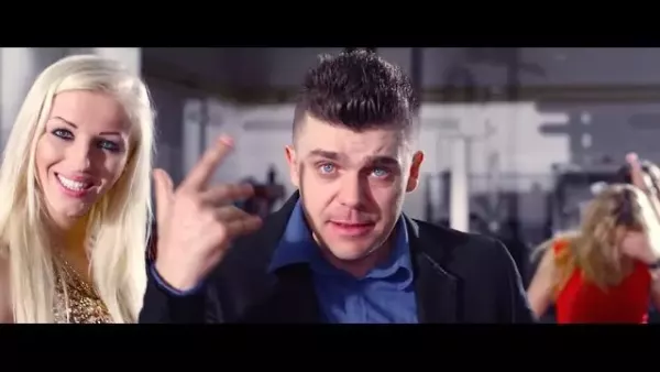 Tomasz Niecik - Piąta osiemnastka