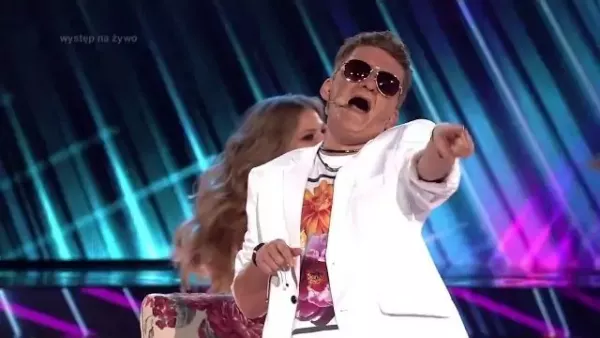 Beata Olga Kowalska jako Marek Gwiazdowski Zespół Mig - Twoja Twarz Brzmi Znajomo