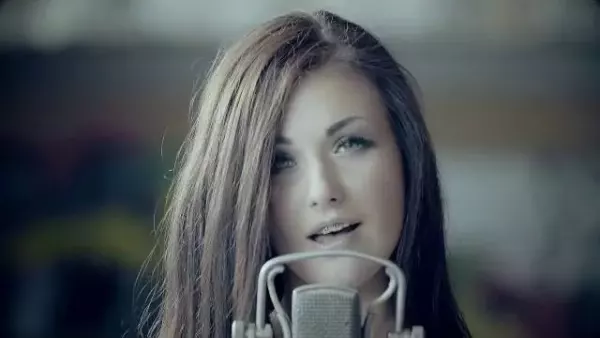 Weronika - Dom na wyspie serc