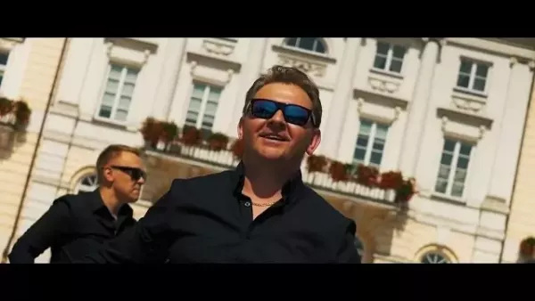 CAPRII - Przytul się