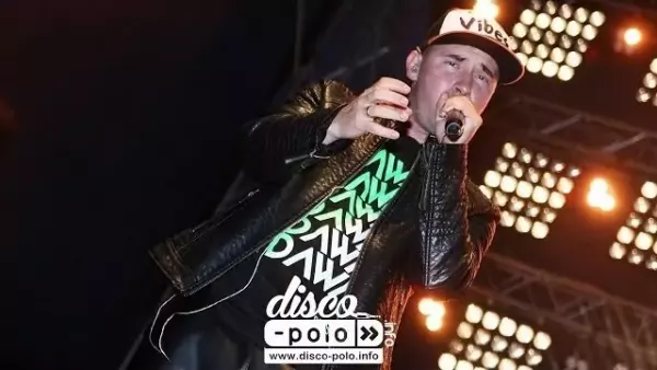 Gesek - Najpiękniejsza - Wersja koncertowa 2018 (Disco-Polo.info)