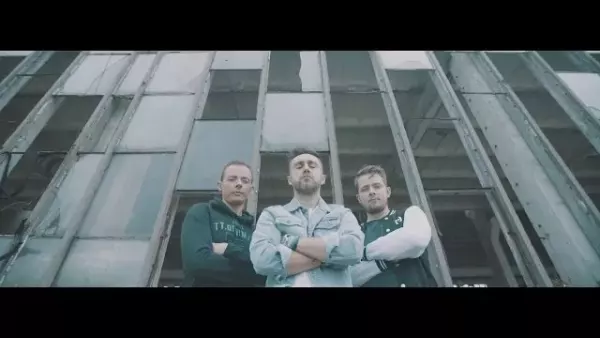 Stereo - Dziewczyna z Tindera (Official Trailer)