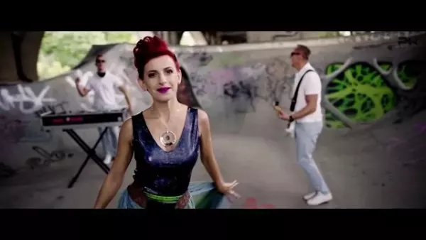 Red Queen - Za szybko Tobie się oddałam (Trailer)