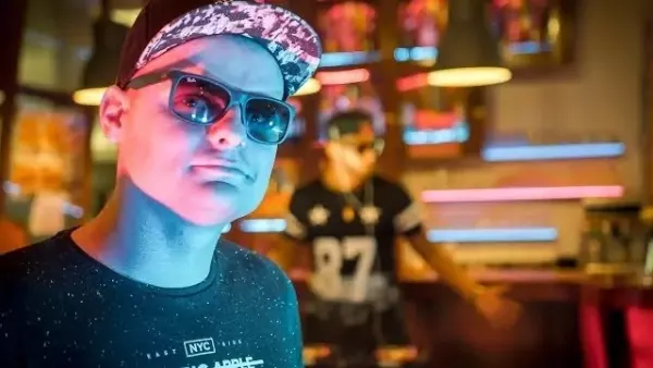 Czelo - Jestem Twój Remix  Dj Candynoize