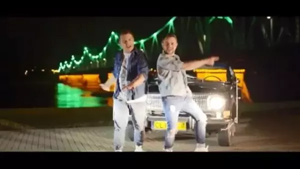 Selfie - Zatańcz ze mną