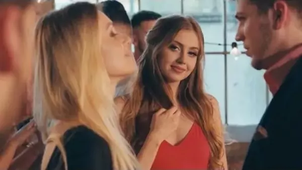 MeGustar - Czerwona sukienka