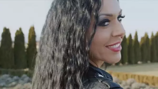 Angie - Ustrzelony 