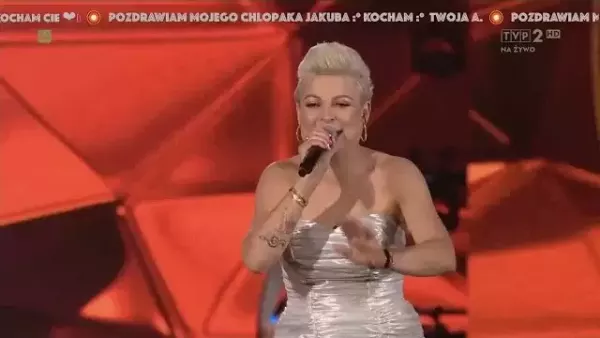 Piękni i Młodzi - Ona jest taka cudowna & Kocham się w Tobie | Wakacyjna Trasa Dwójki 2020