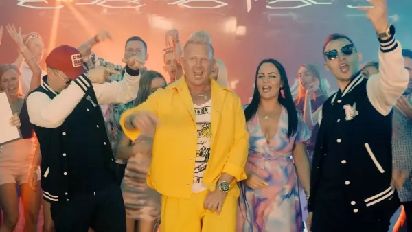 D-Bomb & Dance 2 Disco - Cała Polska Śpiewa (Hymn Imprez)