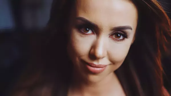 Focus - Maska