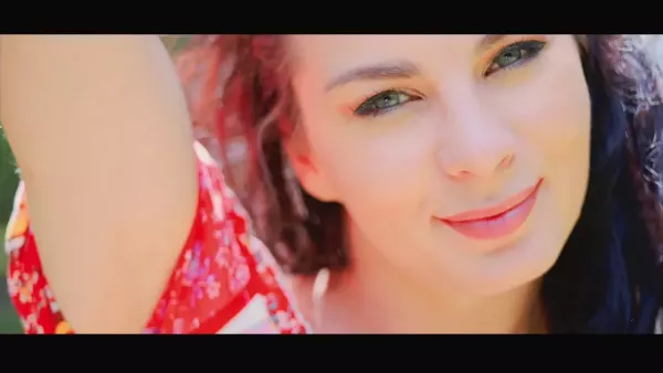 Jumper - Zakochany Zabujany