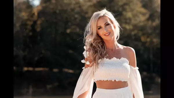 Kasia Malżycka - Tylko kochaj