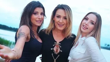 Top Girls - Róże i różowe tulipany
