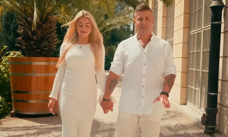 Bartosz Jagielski i „Przy Tobie". Balladowa nowość disco polo z piękną blondynką