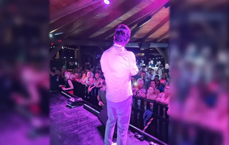 Plaża, tłum i After Party. Tak wyglądał ostatni lipcowy koncert zespołu w Rybakówce