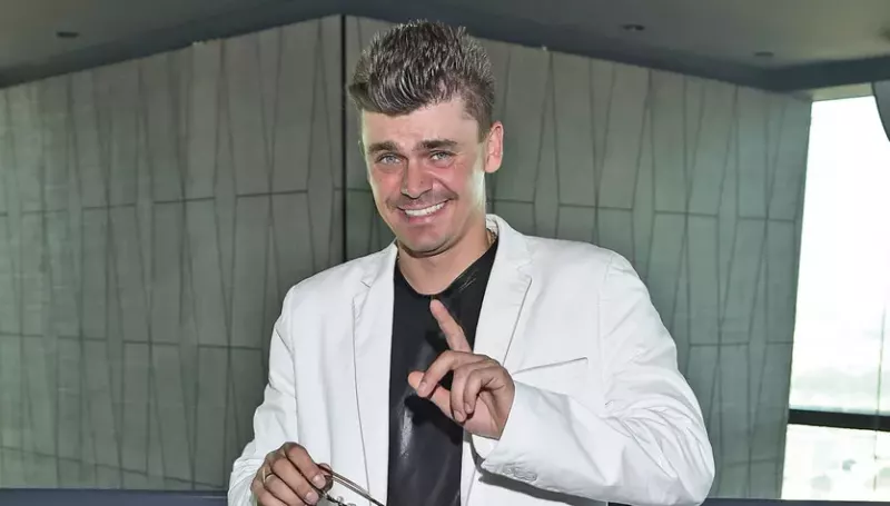 Tomasz Niecik hoduje ponad tysiąc gołębi i wydaje 12 tys. zł miesięcznie. Taka jest jego codzienność