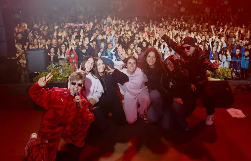 WonerS zagrał na dożynkach w Bystrym. Tłumy przed sceną
