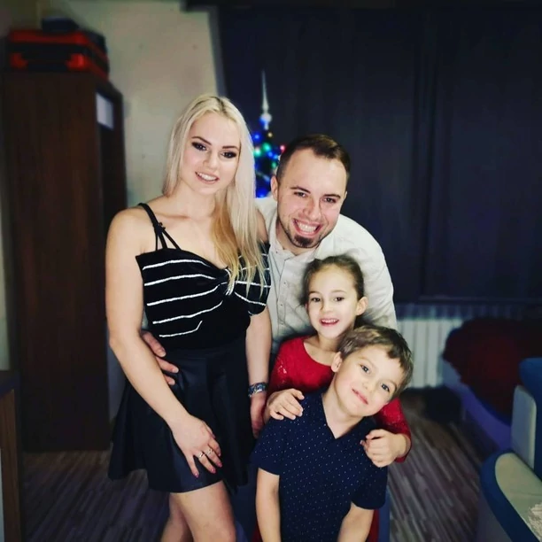 Przepiękna wokalistka disco polo pokazała córkę! Wyglądają jak dwie krople wody?! 