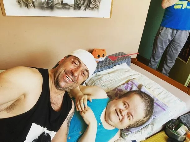 Fani Marcina Millera Boys uronili łzy! To co zrobił właśnie gwiazdor disco polo wzruszyło wielu Polaków! 