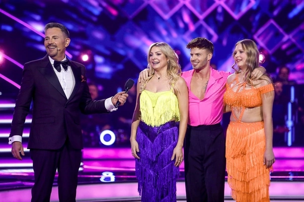 Magdalena Narożna zatańczyła z córką z Gabrysią! Wyglądały jak siostry! Zobaczcie ich występ! 