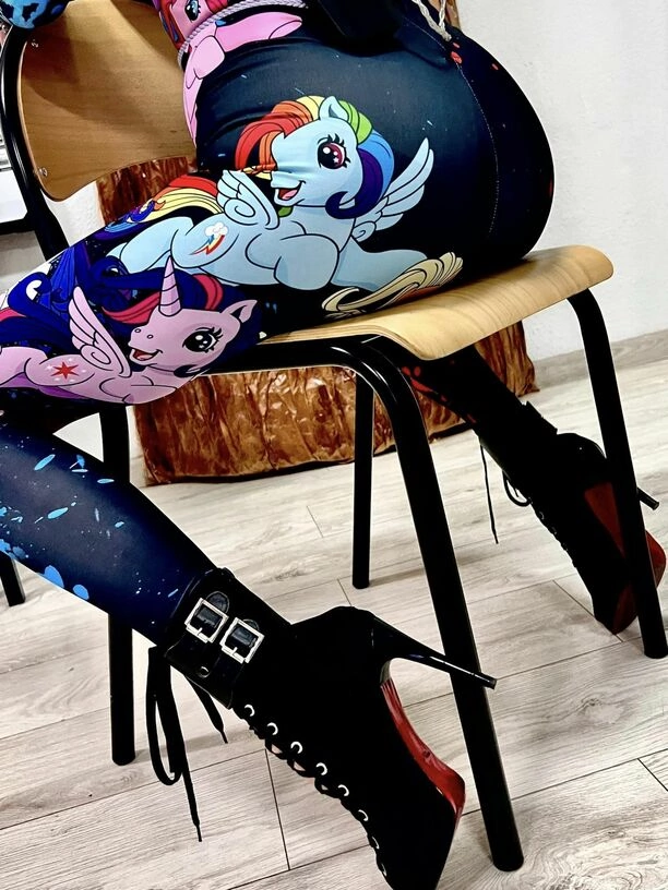 Elwira Mejk zszokowała swoim nieziemskim strojem! Zobacz, co założyła na scenę - zdjęcia w środku!