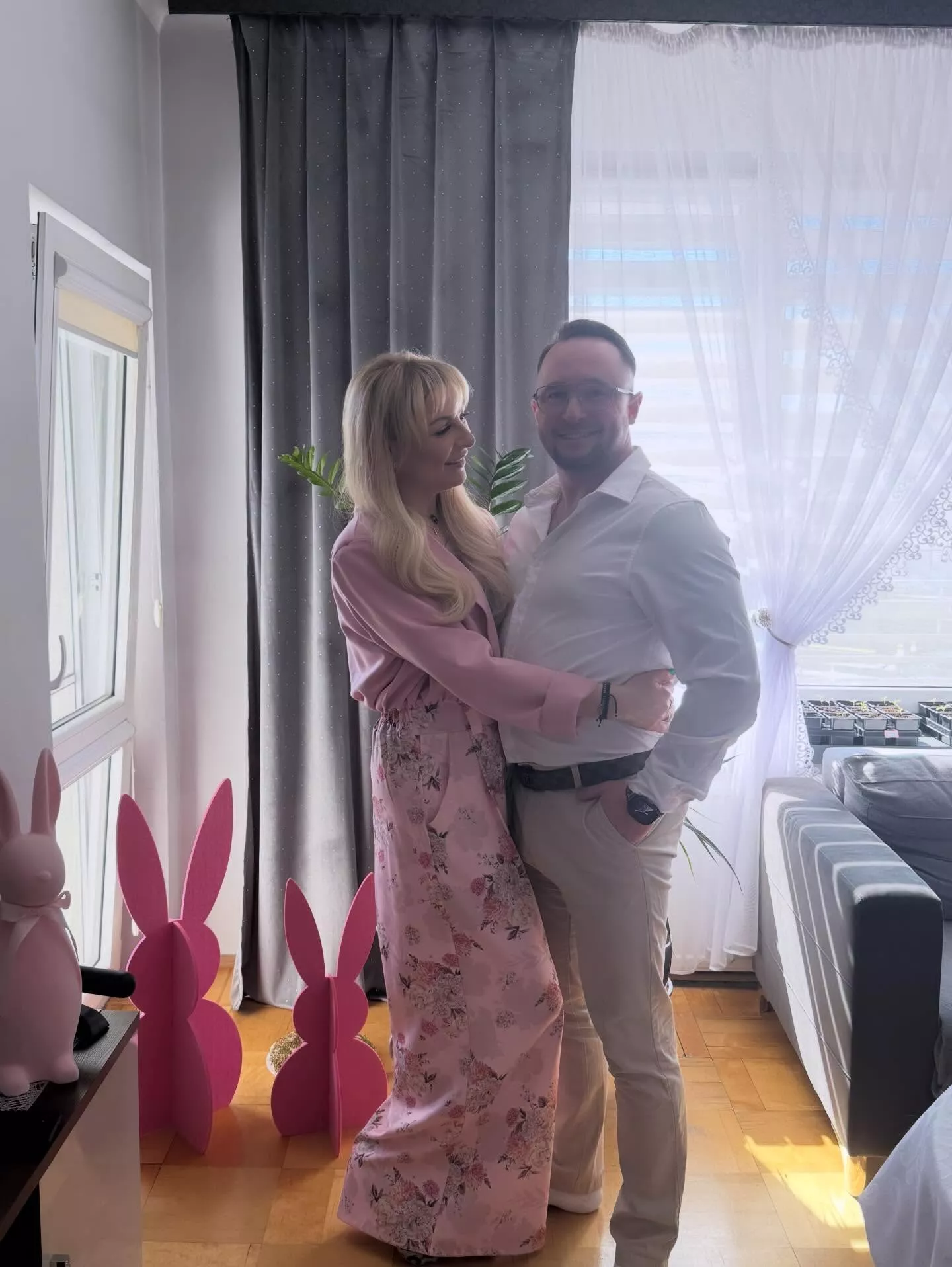 Zdjęcia Magdy Narożnej z partnerem obiegły sieć. Tak spędziła święta Wielkanocne