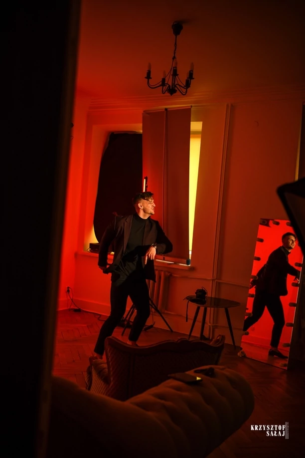 Maczo z nową produkcją pt. „Sąsiadka vis a vis„! Zapowiada się muzyczny hit disco polo!