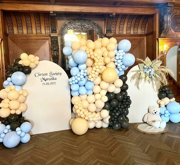 Joanna Narożna i Dawid Narożny wyprawili chrzciny synowi! Tort wyglądał jak prawdziwe arcydzieło!| Co za dekoracje! FOTO