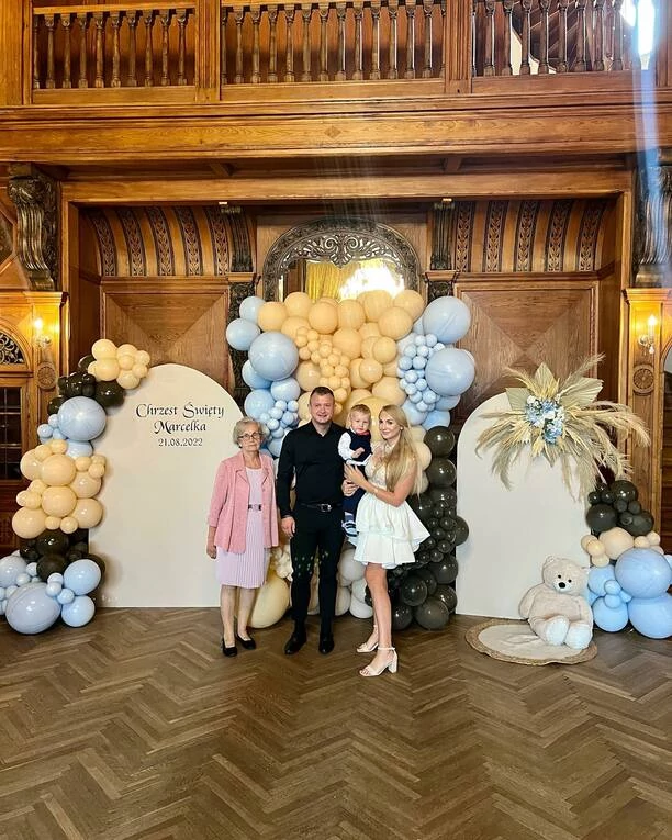 Joanna Narożna i Dawid Narożny wyprawili chrzciny synowi! Tort wyglądał jak prawdziwe arcydzieło!| Co za dekoracje! FOTO