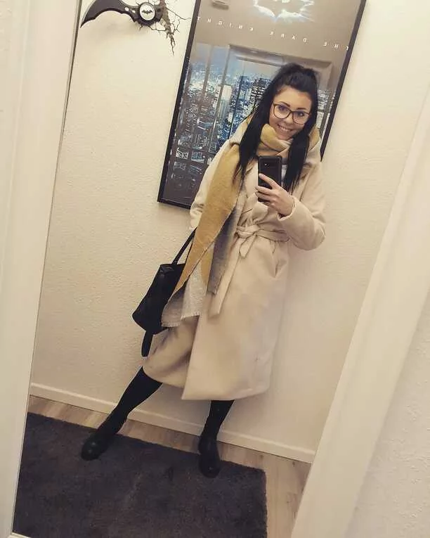 Szlagierowa wokalistka zachwyca swoim pięknem! Wygląda jak milion dolarów!