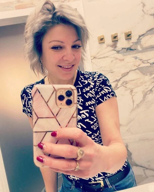 Kolejne zmiany w wizerunku Magdaleny Narożnej! Gwiazda disco polo zaskoczyła swoich fanów! 