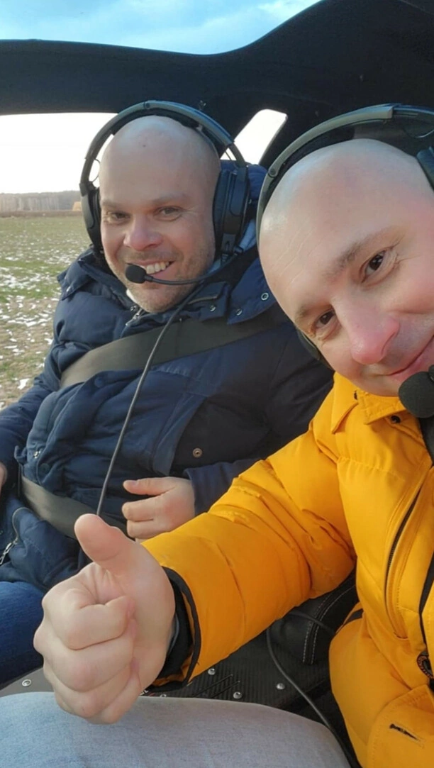 Robert Prusiński mistrz akordeonu sięga nieba! Nowa pasja artysty zaskakuje fanów
